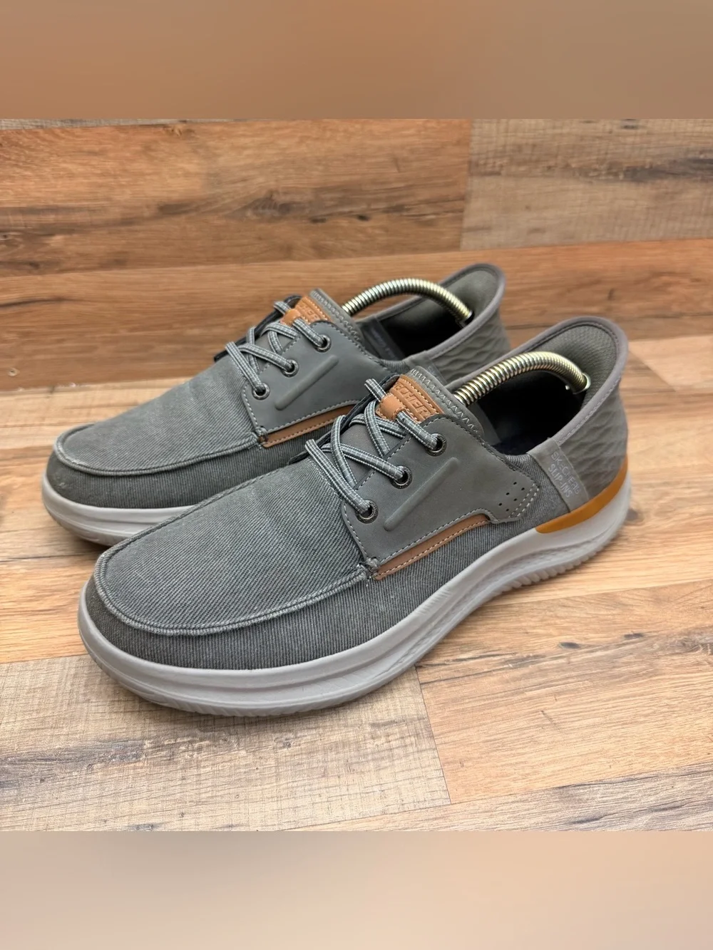 Skechers Men's size 10 Slip-Ins Relaxed Fit Hasting  Niko Memory Foam Sneakers